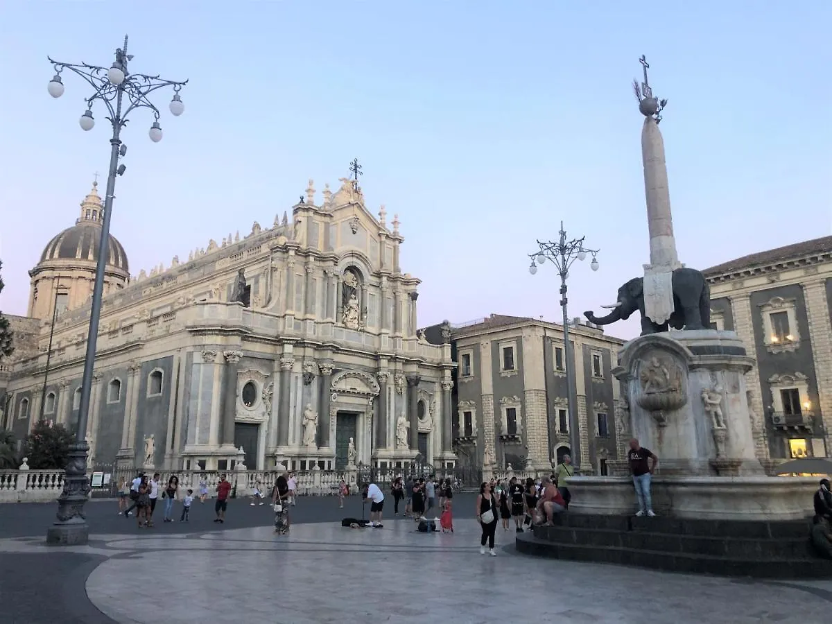Home 22 Appartamento In Centro Storico - Catania 0*,